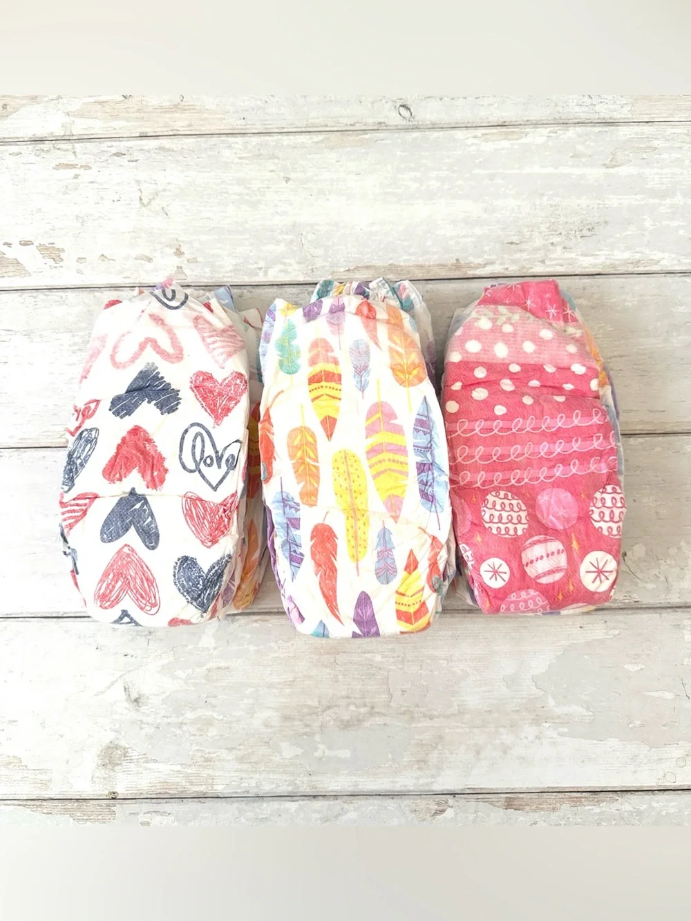 Baby Girl Size 4 Cutie Diapers Fun Prints Honest Brand 12 Pack